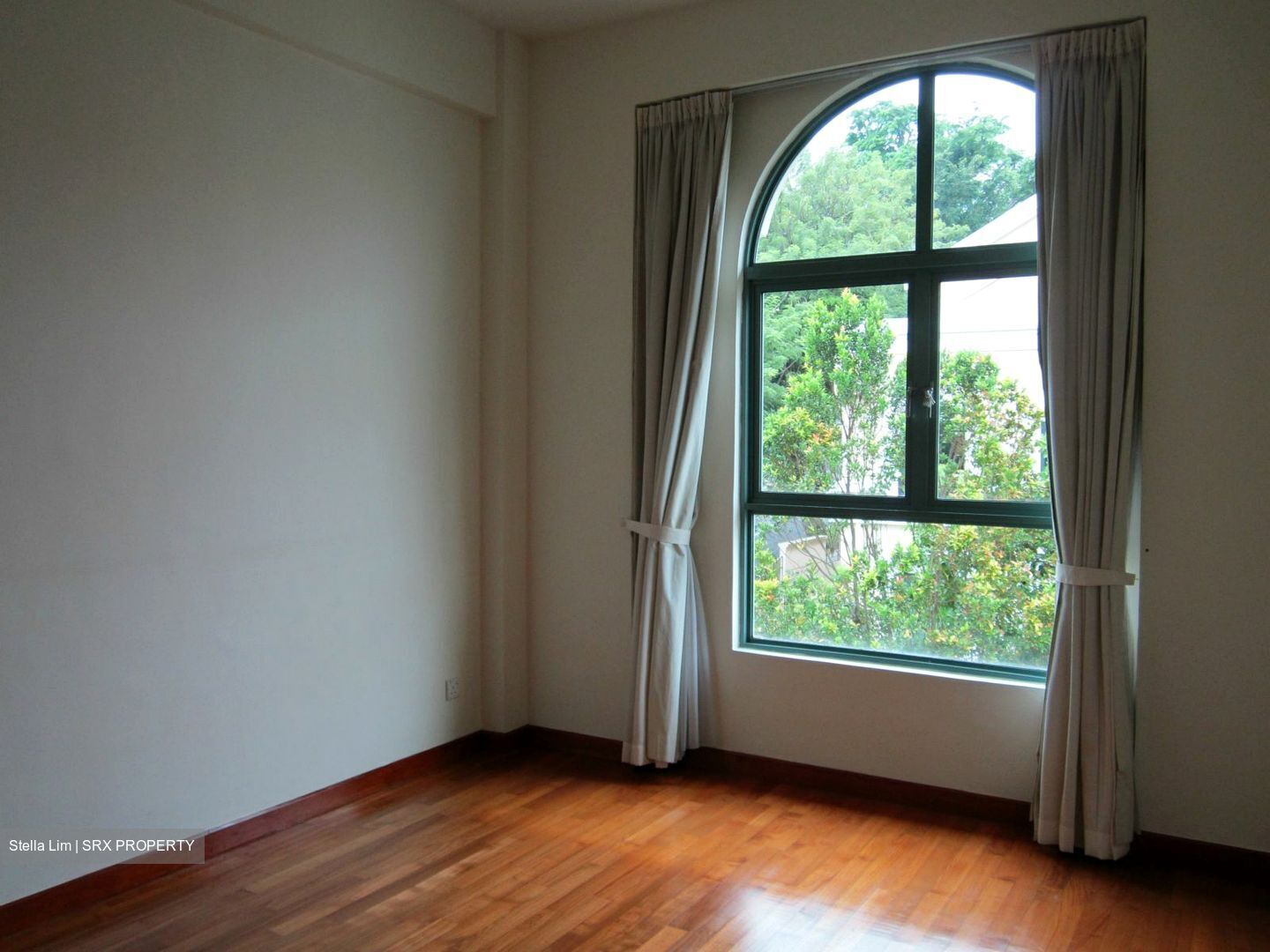 Fifth Avenue Condominium (D10), Condominium #371347561